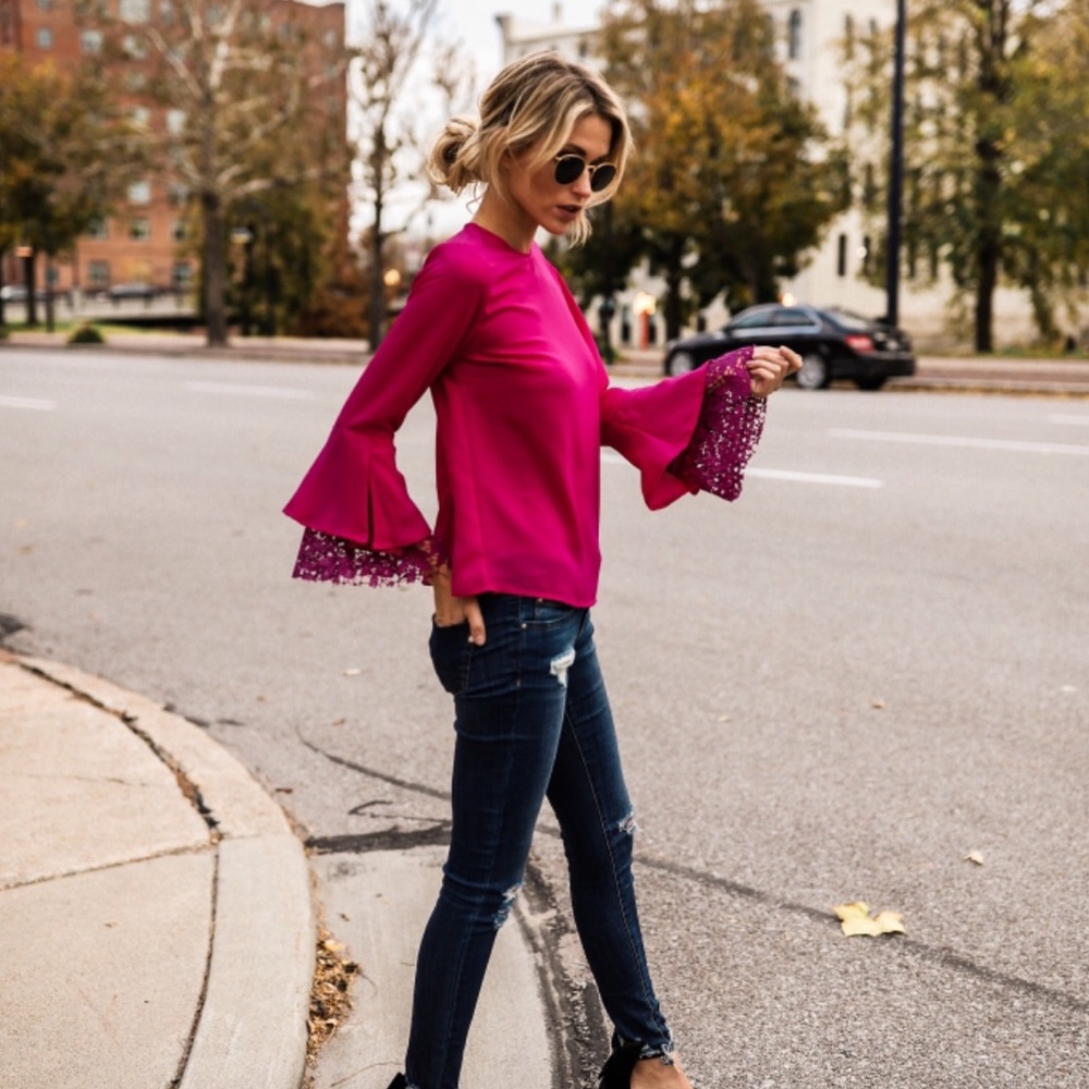 Blouse with lace trim sleeves - Picture 3 of 4